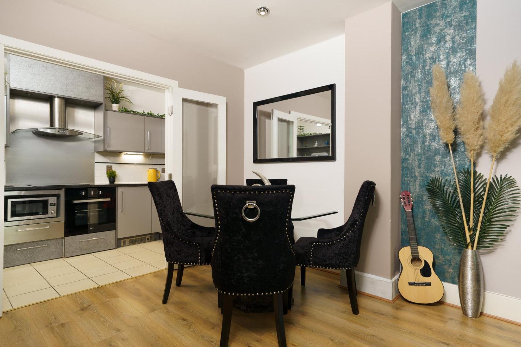 St George Wharf Apartment ลอนดอน ภายนอก รูปภาพ