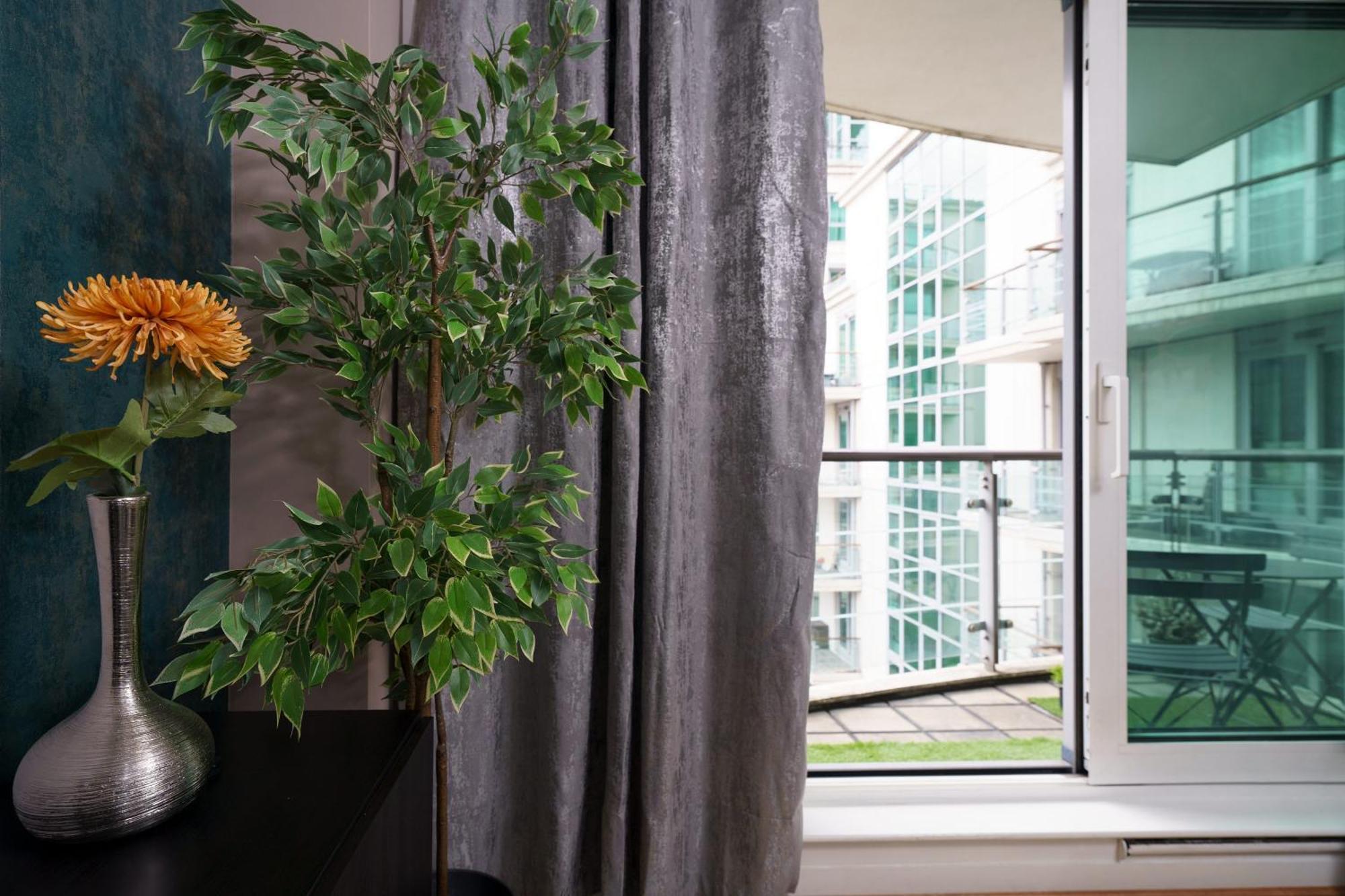 St George Wharf Apartment ลอนดอน ภายนอก รูปภาพ